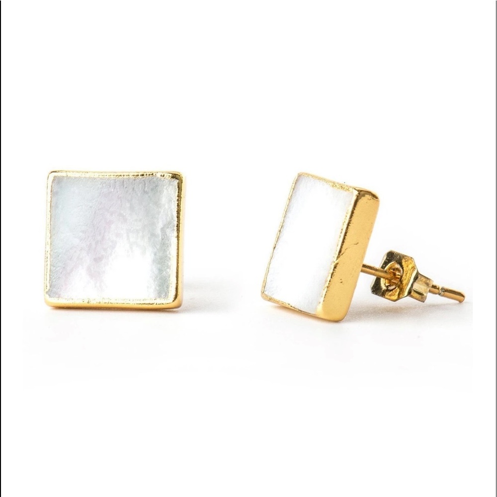 BRAND NEW 18KT Gold Plated Mother of Pearl Studs